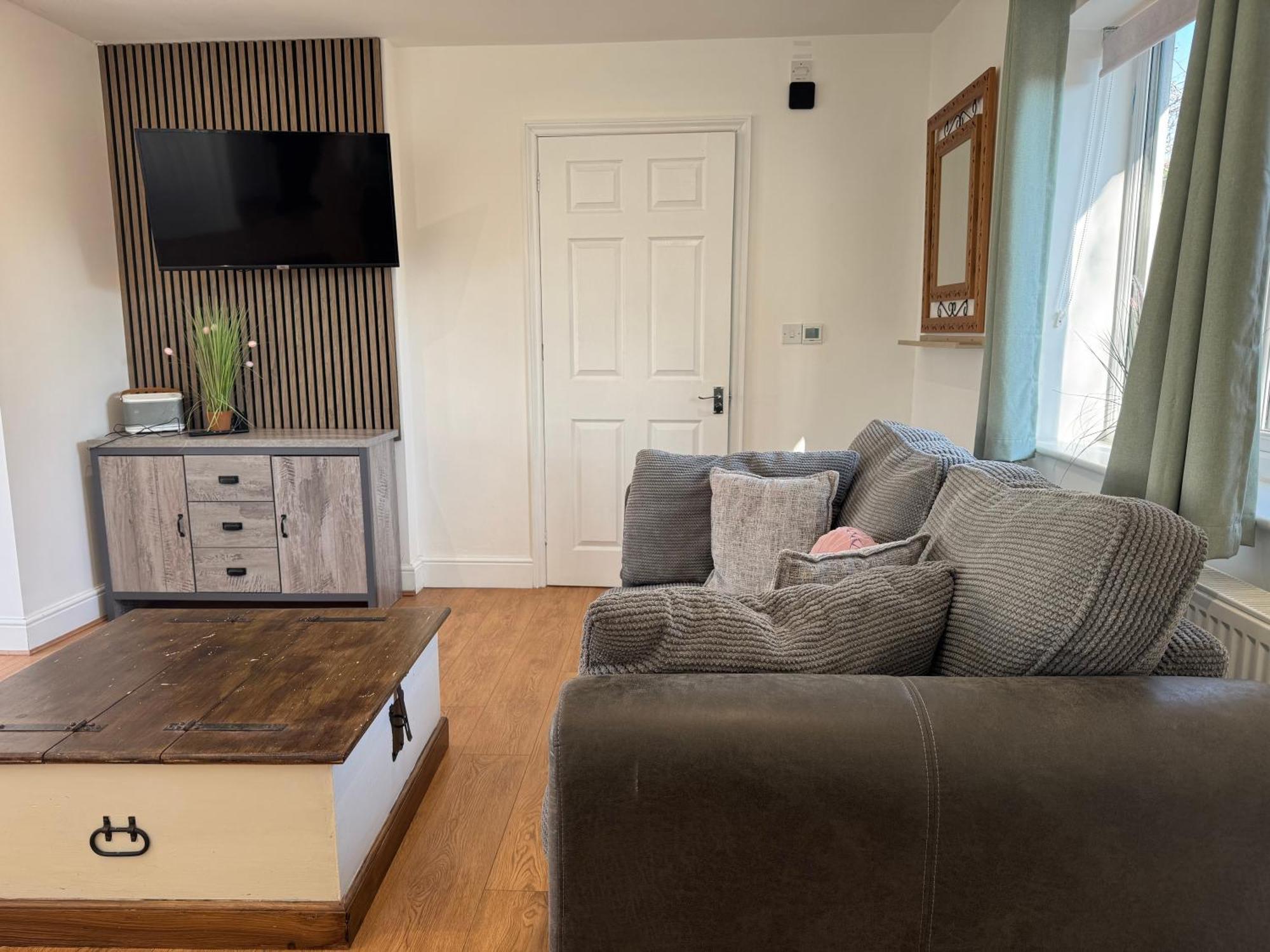 Number 1 Lytton Tree Lodge Reydon Екстер'єр фото